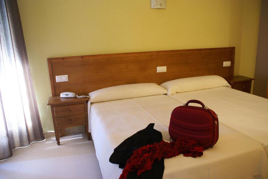 Hotel Gema Almadén Oda fotoğraf